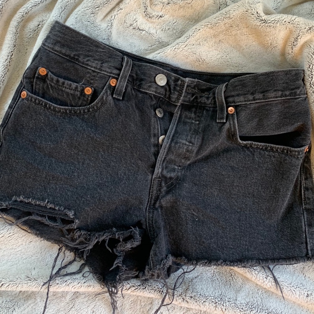 levi denim shorts